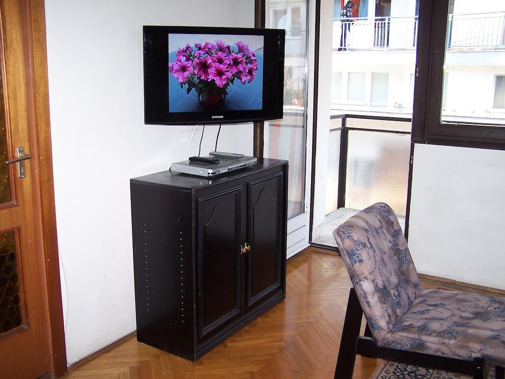 Apartment Sinko - Free Garage Parking, Central, 2 Bedrooms 4 Single Beds, Flexi Check-Out Budapest Eksteriør billede